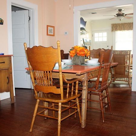 Coronado Palms Coastal Cottage Galveston Bagian luar foto