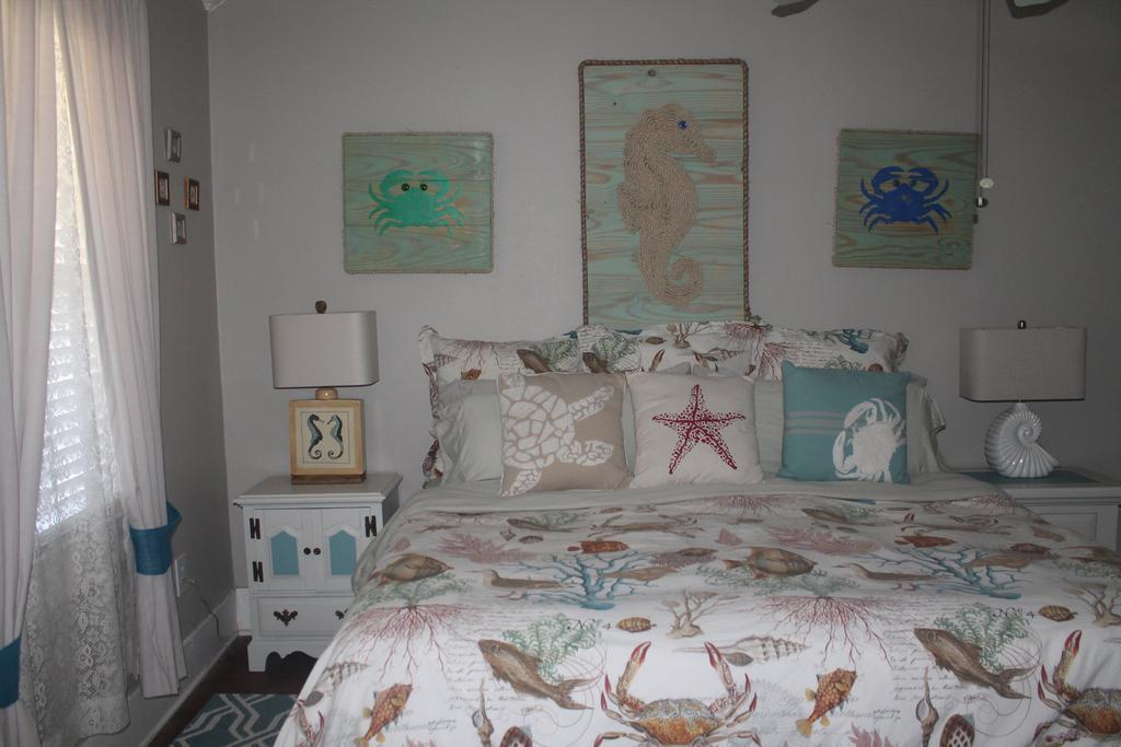 Coronado Palms Coastal Cottage Galveston Bagian luar foto